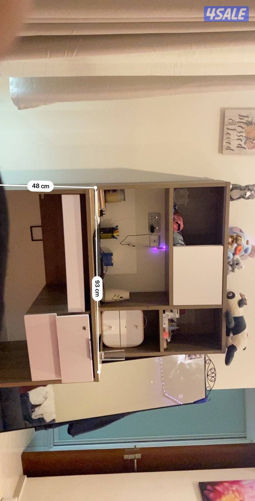 Brown and white desk6