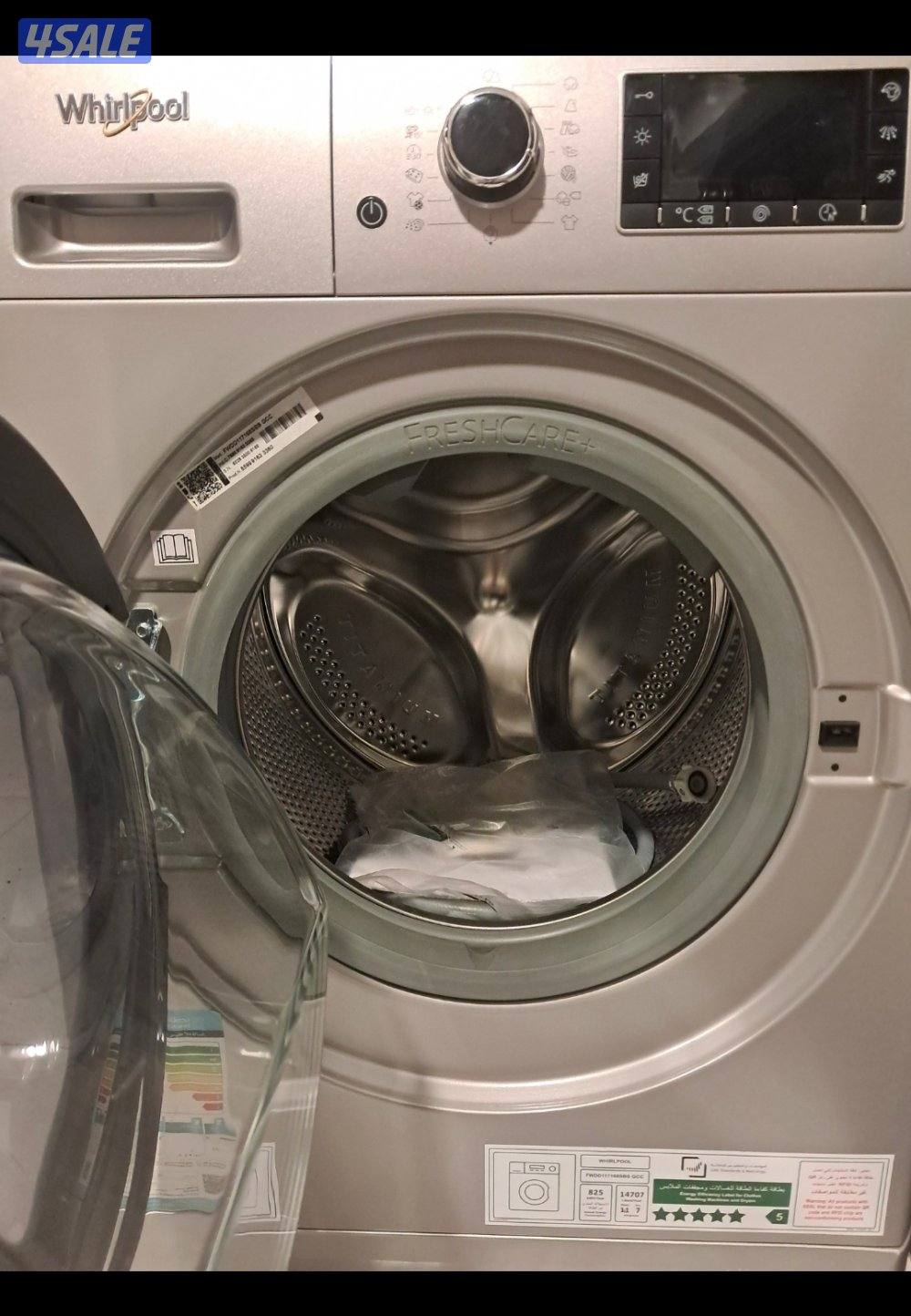 غسالة إيطالي Whirlpool سعة ١١ كيلو بالمجفف جديدة تماما للبيع1