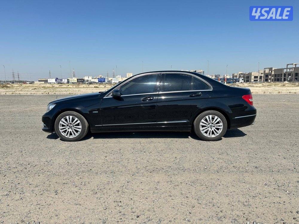 مرسيدس C 250 AMG موديل ٢٠١٢ بحالة فائقة النظافة2