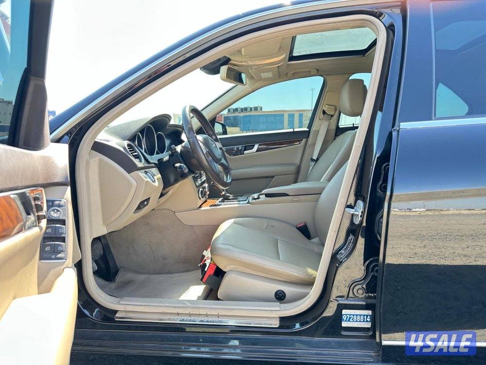 مرسيدس C 250 AMG موديل ٢٠١٢ بحالة فائقة النظافة9