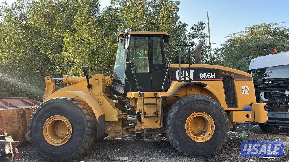 للبيع تركترات كاتربيلر بلجيكي 966Hعدد2موديلات ممشى 20و25الف0