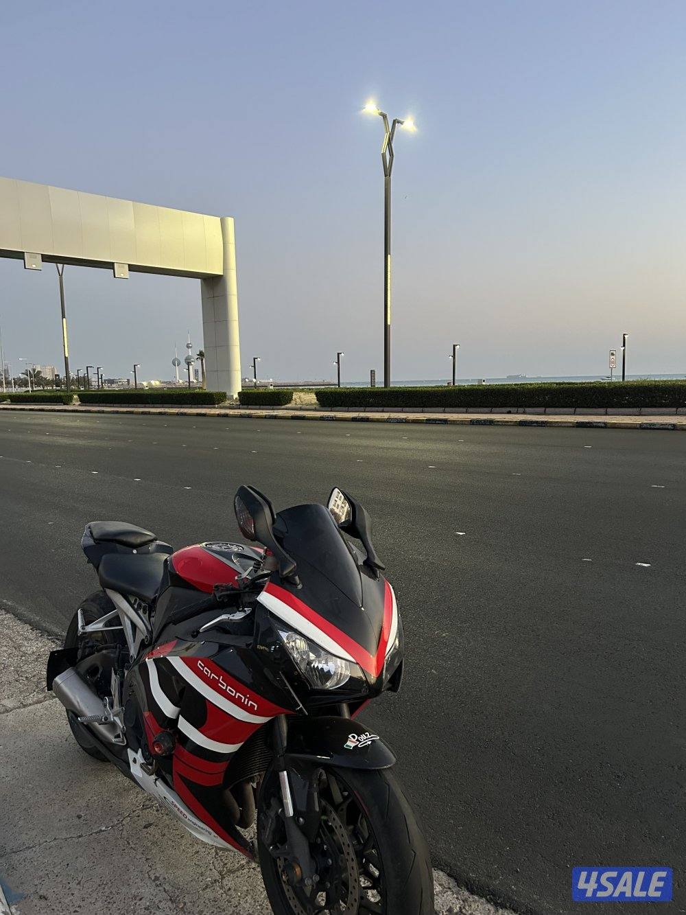 للبيع فقط cbr10000