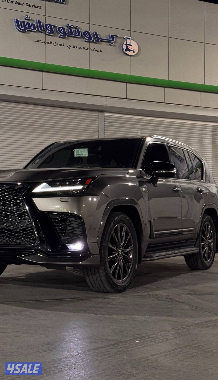 للبيع لكزس lx6002