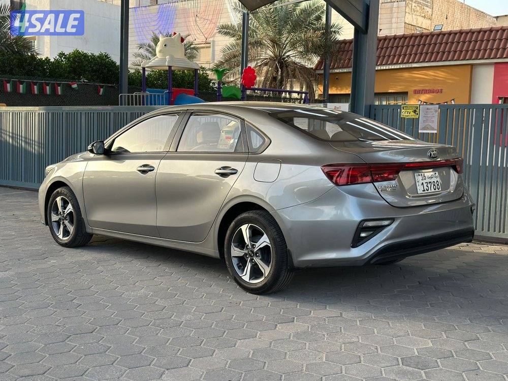 للبيع كيا سيراتو موديل 2019 ماشي 872