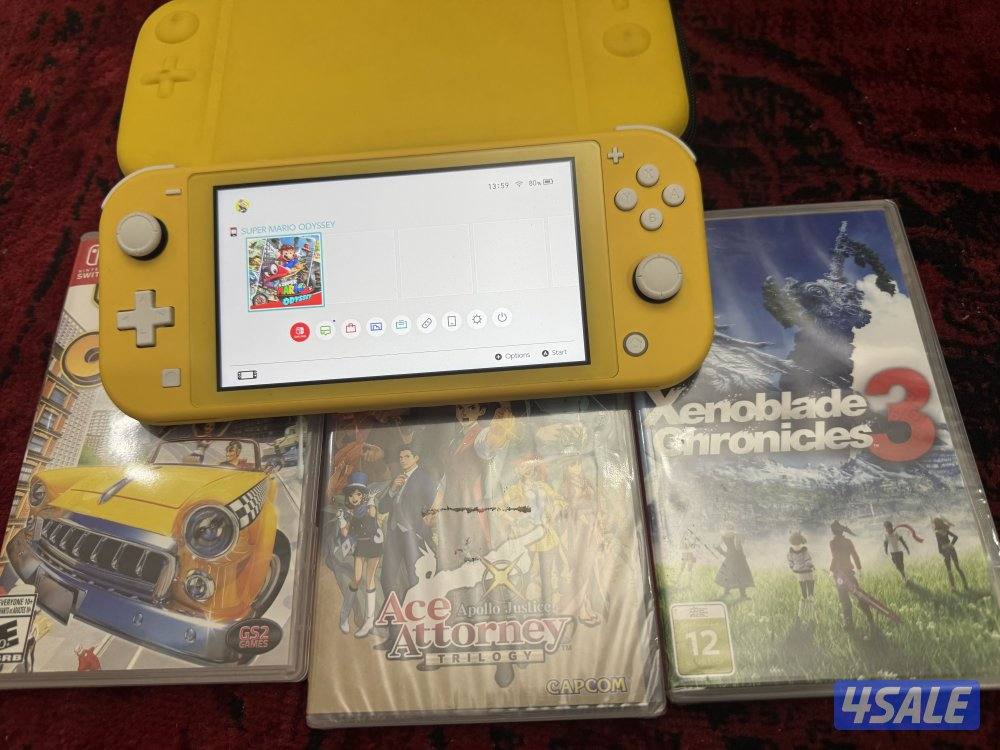 ناتندو سويتش لايت معاها اربع اشرطه0