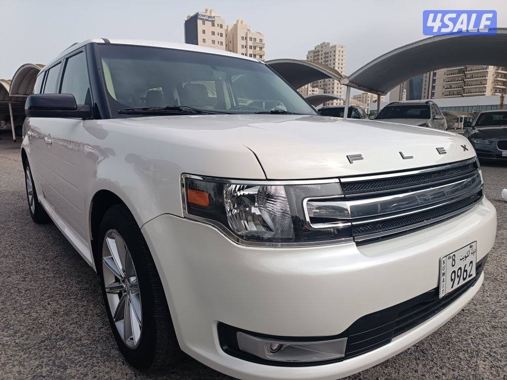 فورد فلكس 2014الغانم 7راكب تكييف خلفي بحاله ممتازه عداد/1423