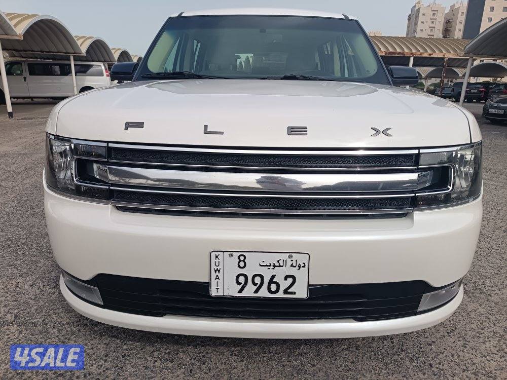 فورد فلكس 2014الغانم 7راكب تكييف خلفي بحاله ممتازه عداد/1429