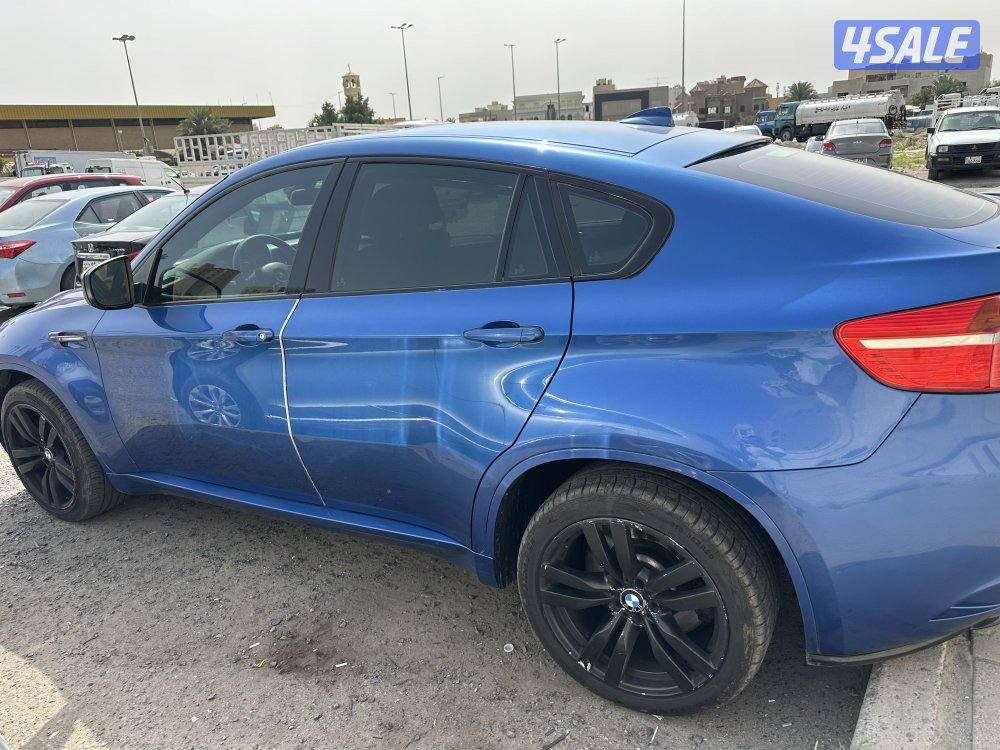 لعشاق الحالات النادره BMW X6 M15