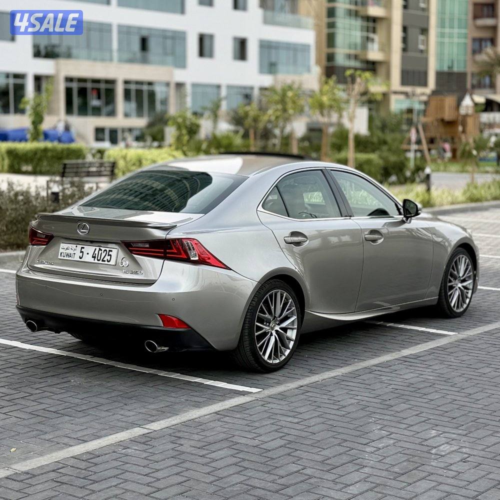 لكزس is250 - 2014 فئة ال(70) عام - عداد 129 سيرفس منتظم3
