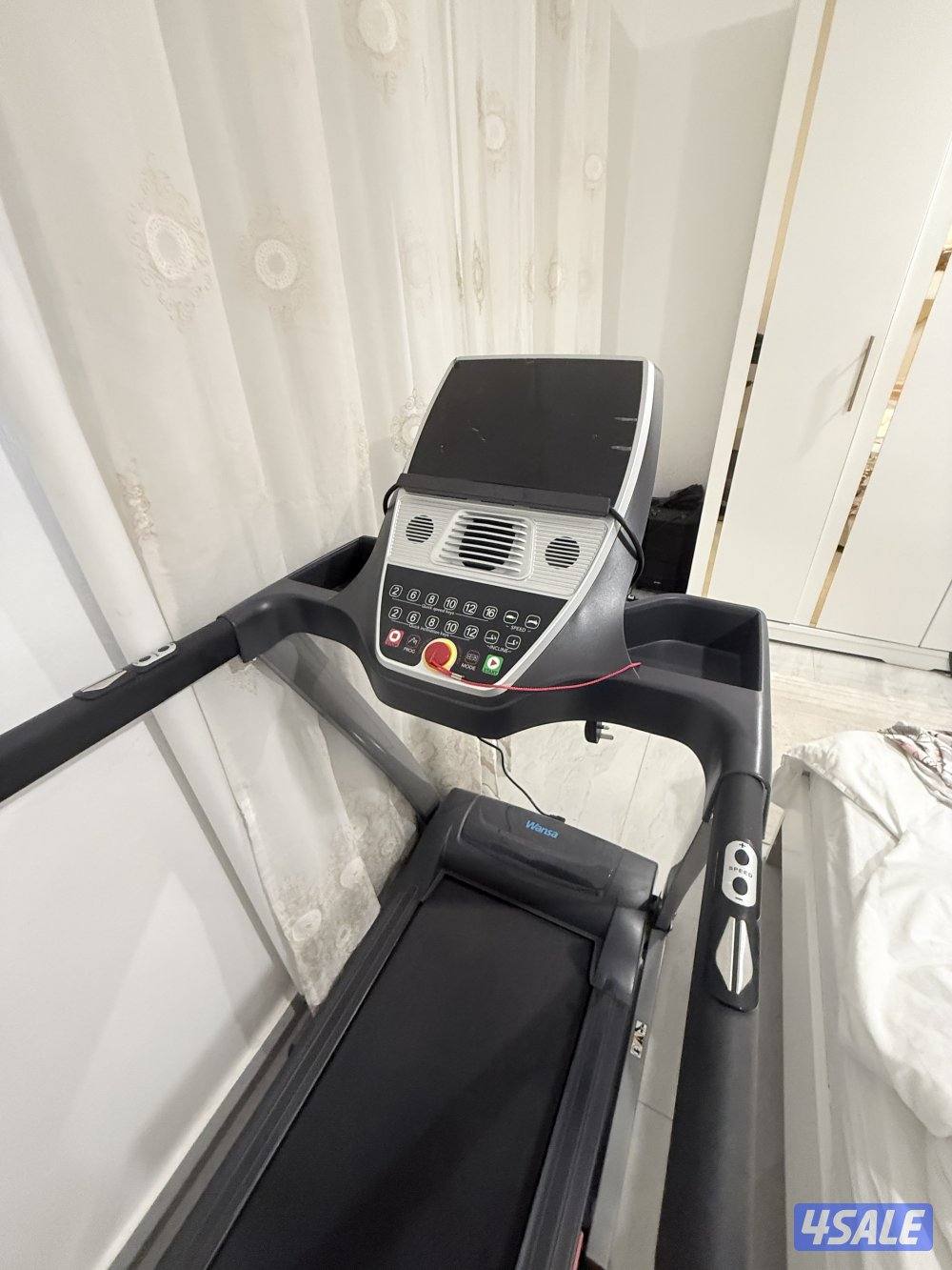 للبيع جهاز مشي  ونسا0