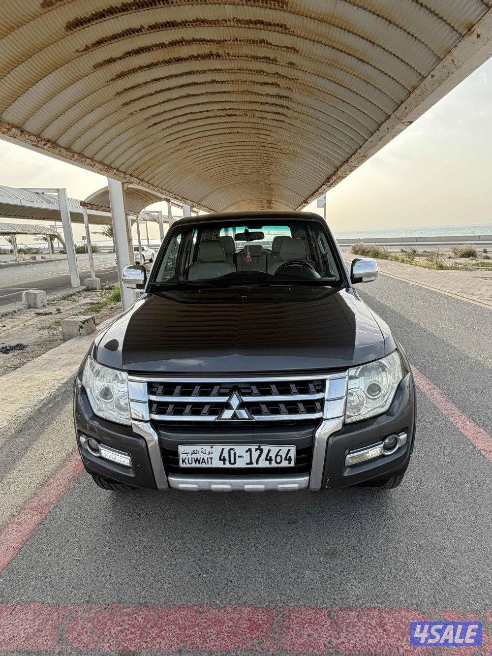 للبيع باجيرو0