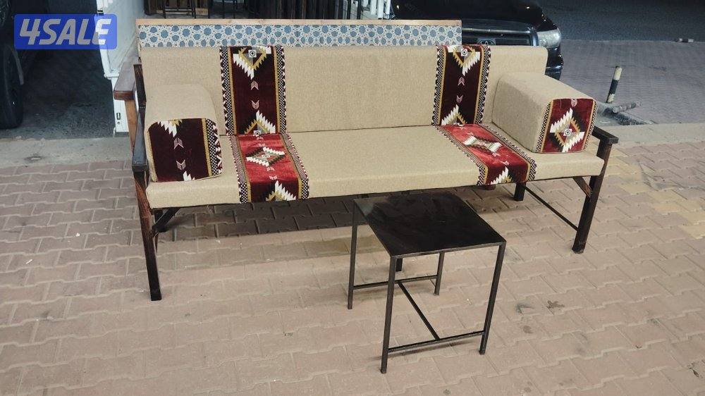 كراسي حديد + كراسي خشب1