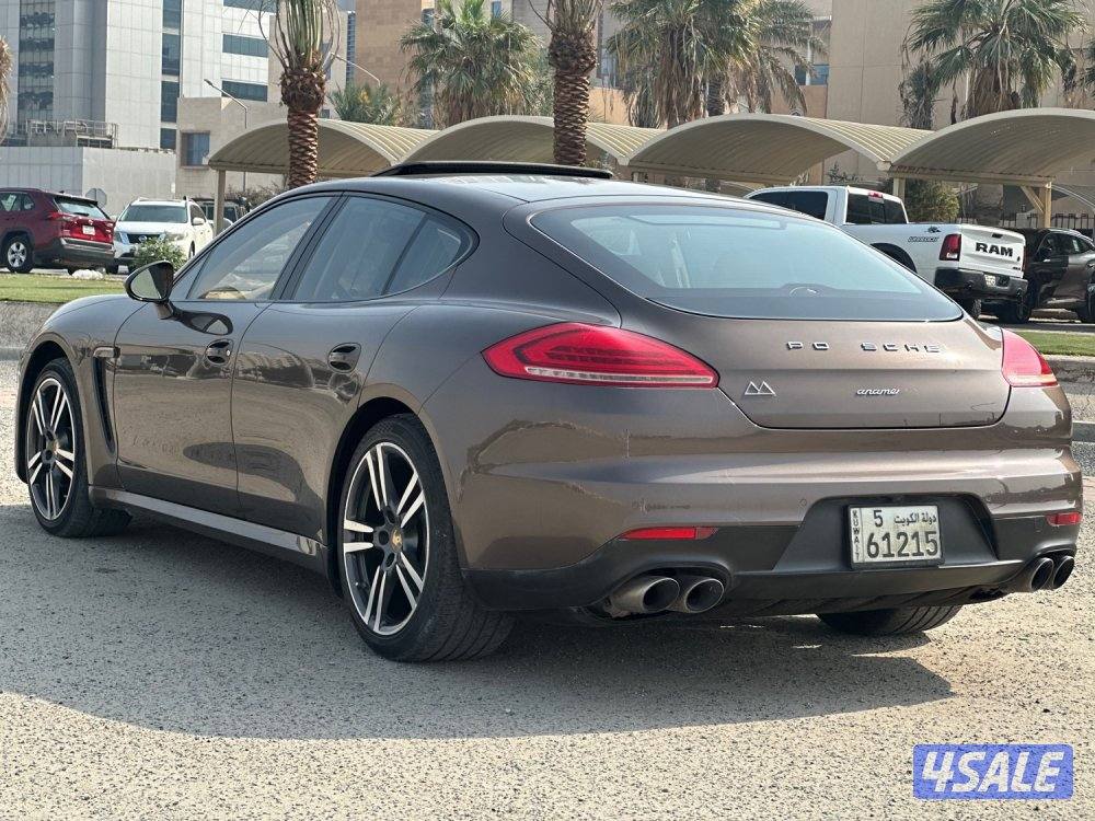 للبيع بورش باناميرا 4S ماشي ٩٠ الف كيلو3