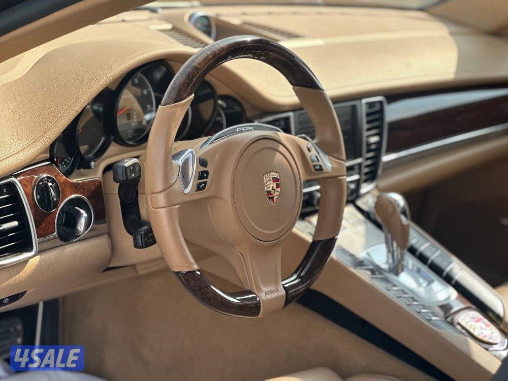 للبيع بورش باناميرا 4S ماشي ٩٠ الف كيلو6