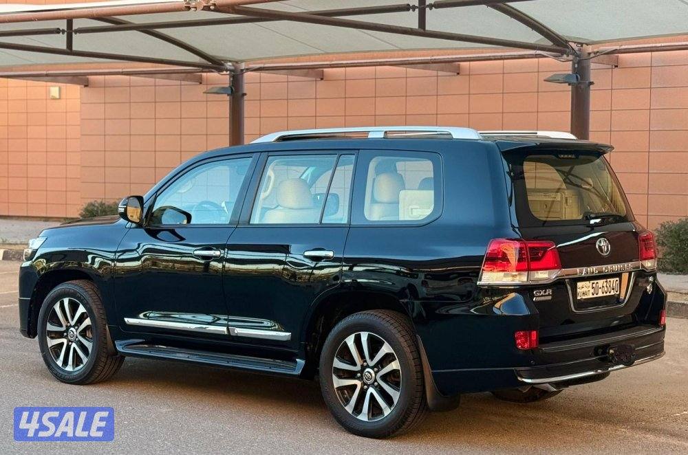 لاند كروزر تورنق 2019 الساير جلد11