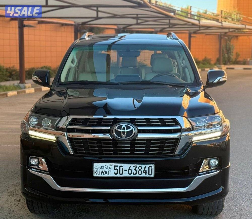 لاند كروزر تورنق 2019 الساير جلد10
