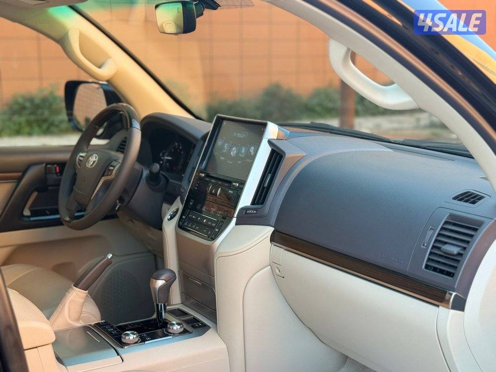 لاند كروزر تورنق 2019 الساير جلد13