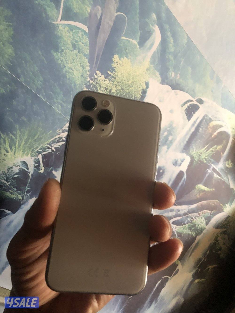 للبيع ايفون11برو0
