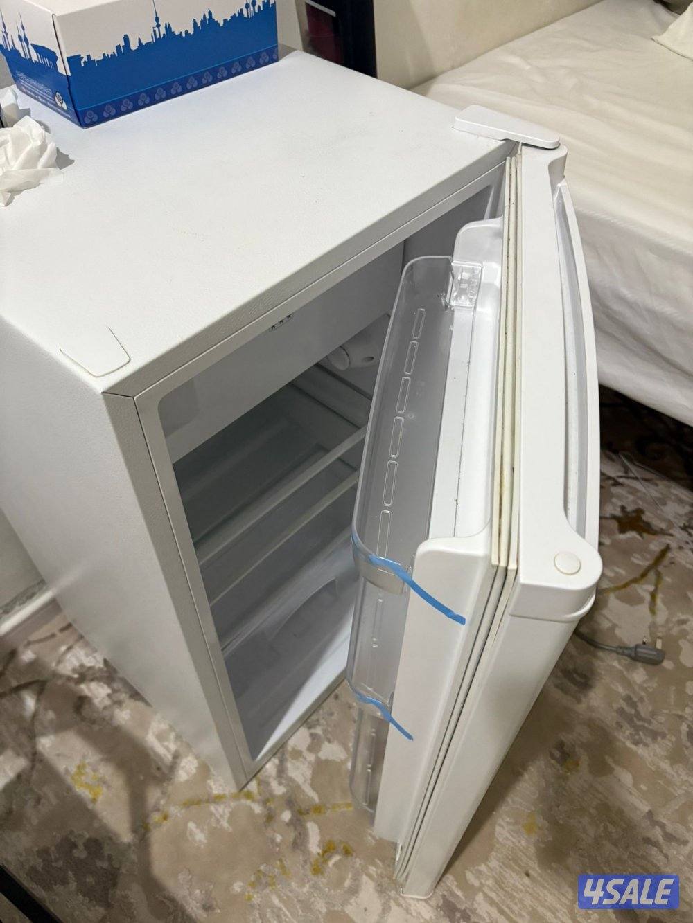 اثاث متنوع للبيع بكج كامل1