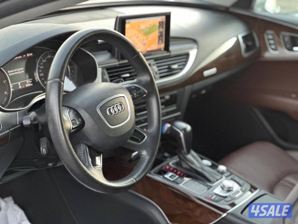 للبيع اودي A7 كواترو ماشي ٩٠ الف كيلو5