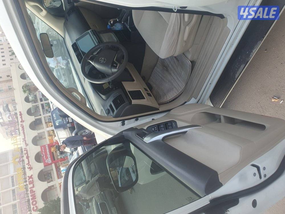 للبيع سياره برادو لون صدفي1