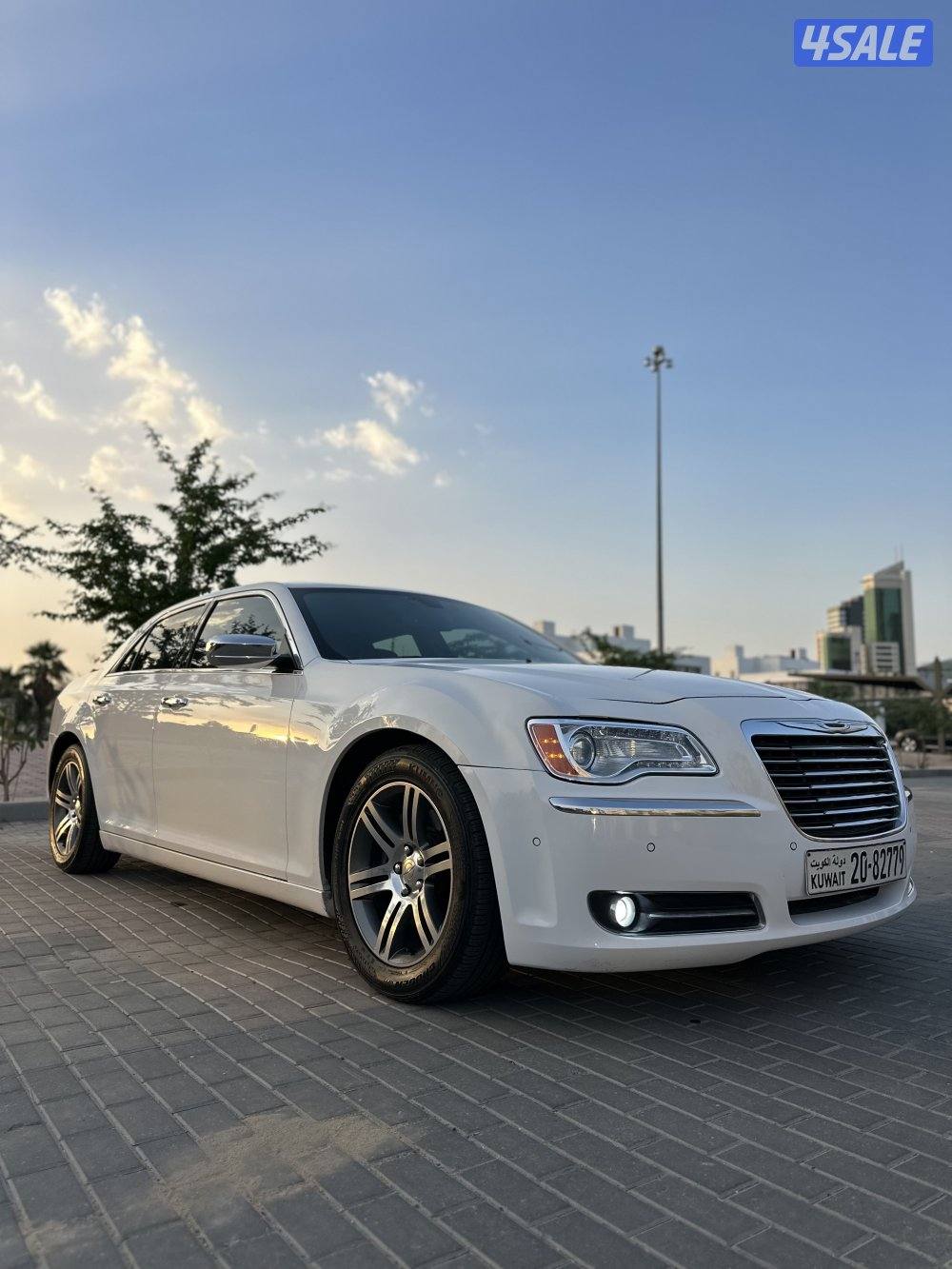 كرايسلر هيمي 300c0