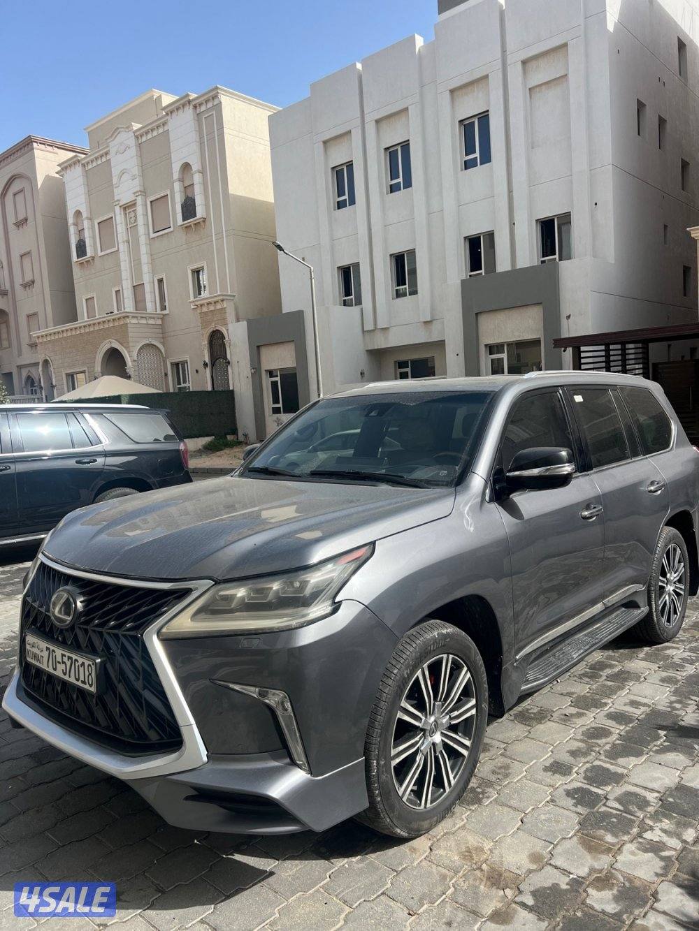 للبيع لكزس مويل 20164