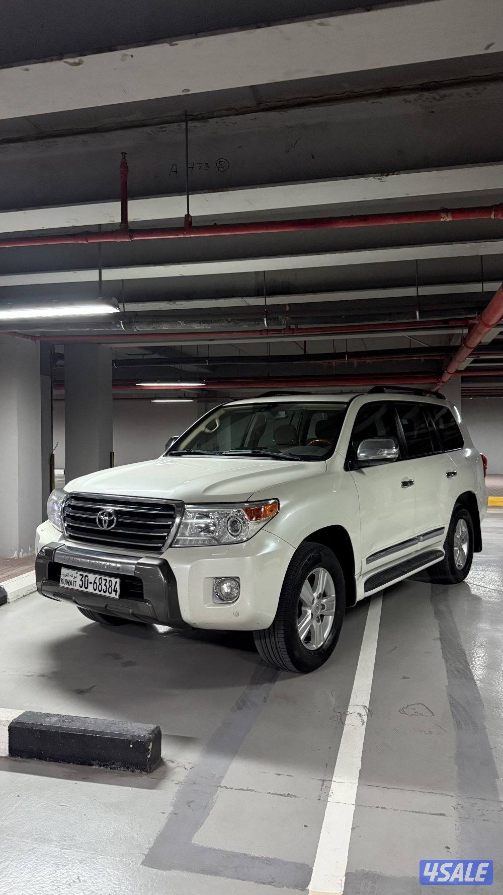 لاند كروزر GXR 2015 شرط الفحص عداد 1600