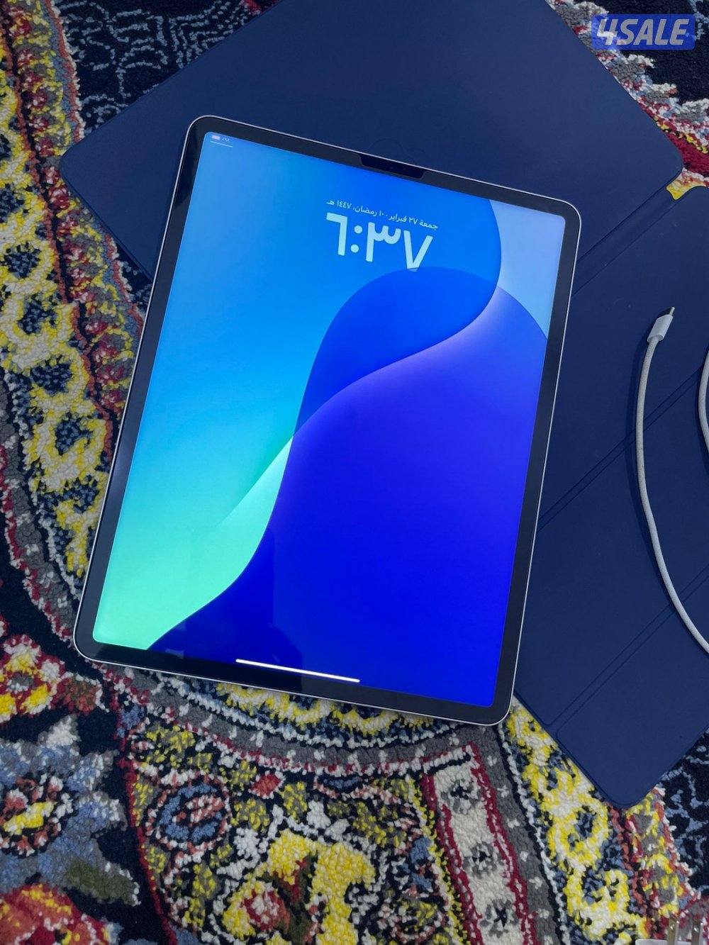 ايباد برو M2 الجيل السادس 12.9 انش 512 غيغا بطاريه 89 نظيف حيل مع شاحن1