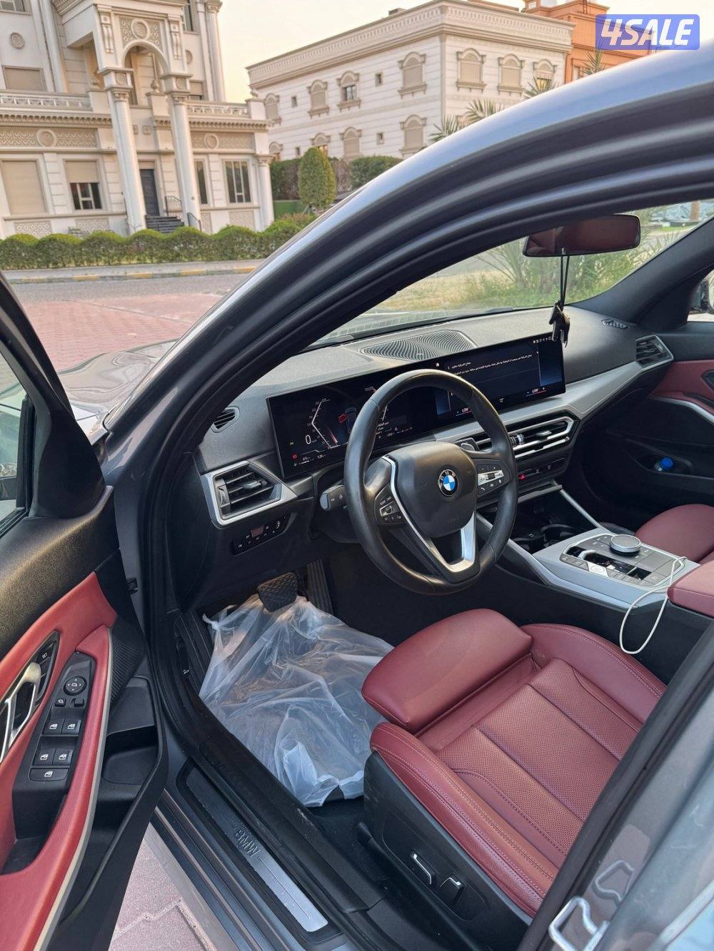 للبيع بي ام 320i 202410