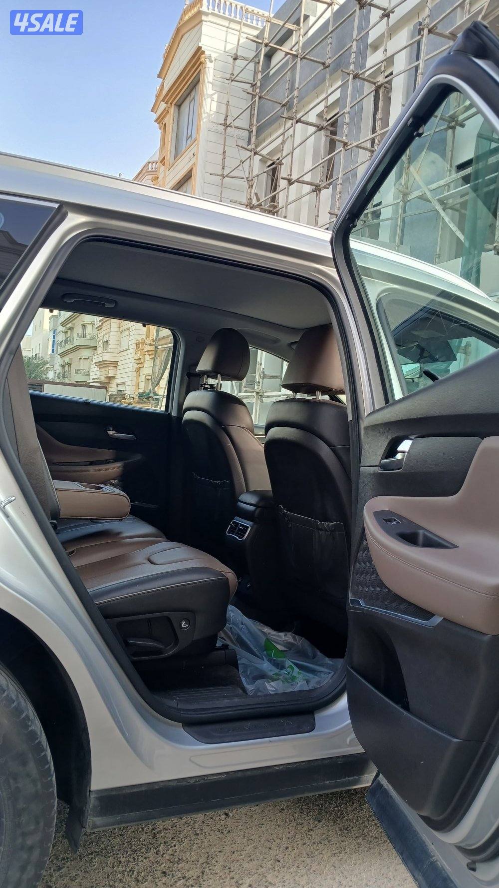 للبيع جيب هونداي سنتافيه موديل 2021 صبغ الوكاله ماشيه 17 الف كامل المو3