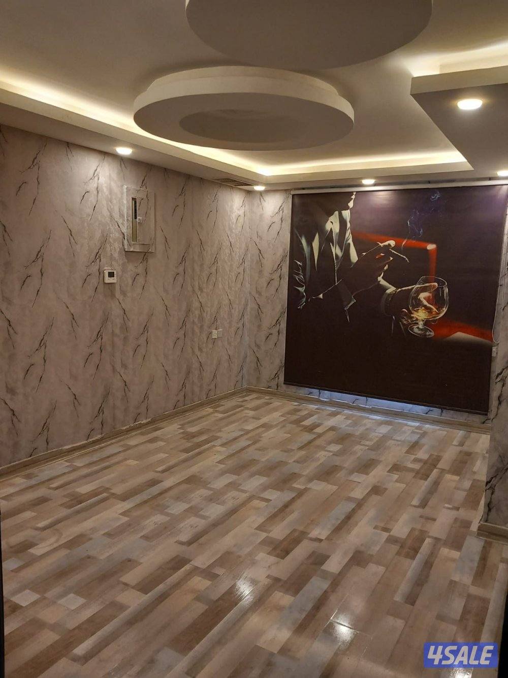 شقق للايجار خلو وفاضي غرفة وصالة ومطبخ وحمام تشطيب سوبر لوكس0