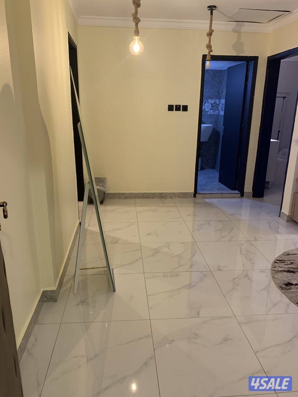 شقق للايجار خلو وفاضي غرفة وصالة ومطبخ وحمام تشطيب سوبر لوكس3