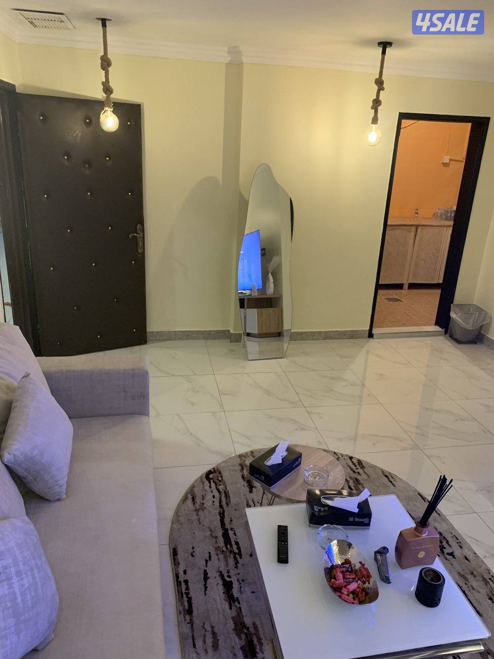 شقق للايجار خلو وفاضي غرفة وصالة ومطبخ وحمام تشطيب سوبر لوكس4