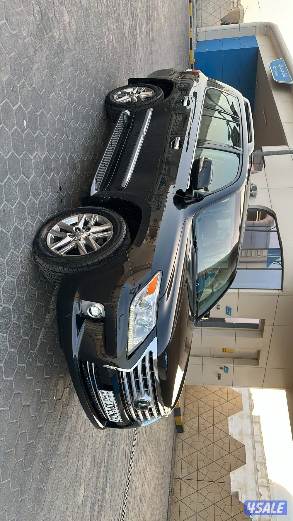 جيب لكسز Lx570 ماشي 130الف1