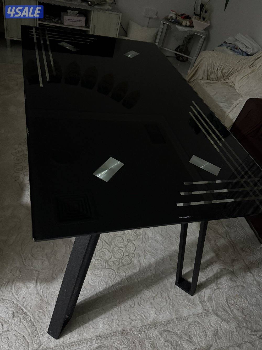 طاوله طعام1