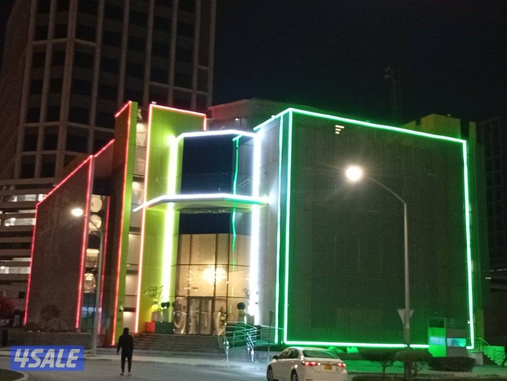 فنى كهربائى خدمه فوريه ٢٤ فى مكان داخل الكويت الحبيبه14