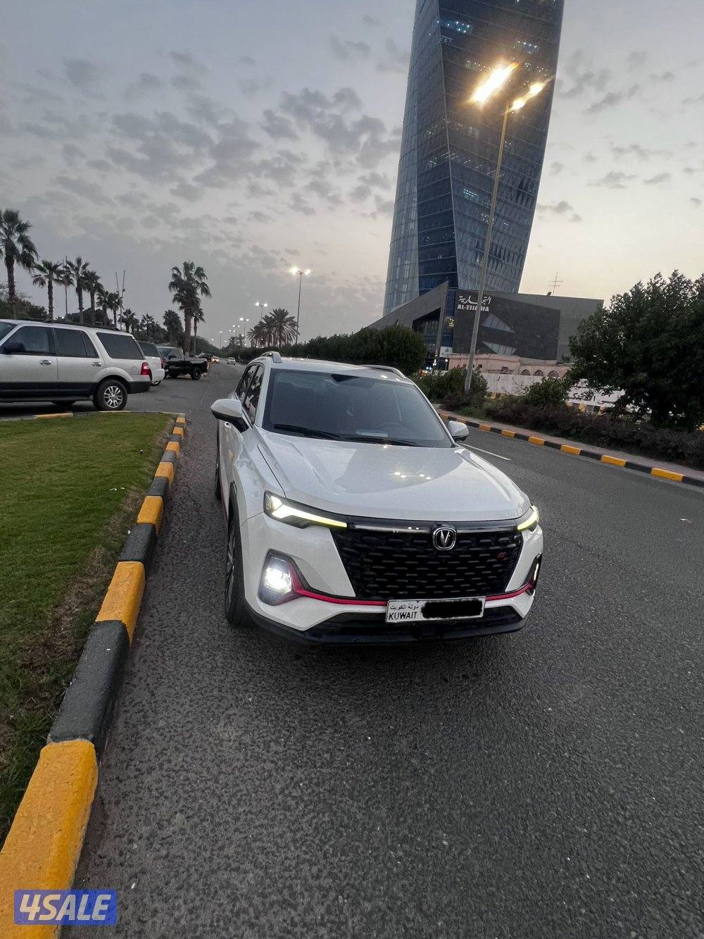 للبيع سيارة شانجان cs35 plus1