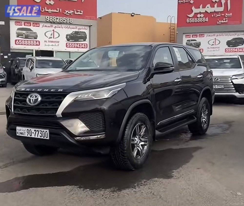 سيارة فورتنر 2026 اللون بني ، ماشية 1050مادخلت السيرفس الاول مجانا0