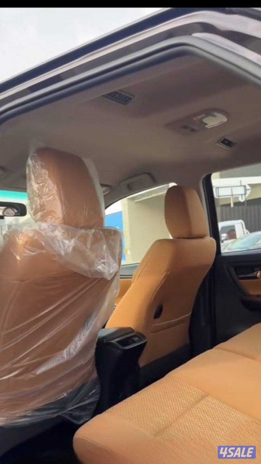 سيارة فورتنر 2026 اللون بني ، ماشية 1050مادخلت السيرفس الاول مجانا1