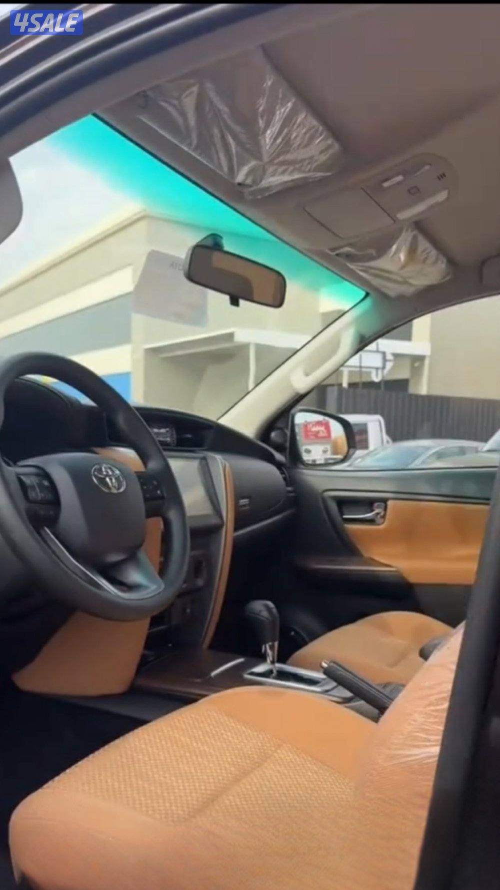 سيارة فورتنر 2026 اللون بني ، ماشية 1050مادخلت السيرفس الاول مجانا2