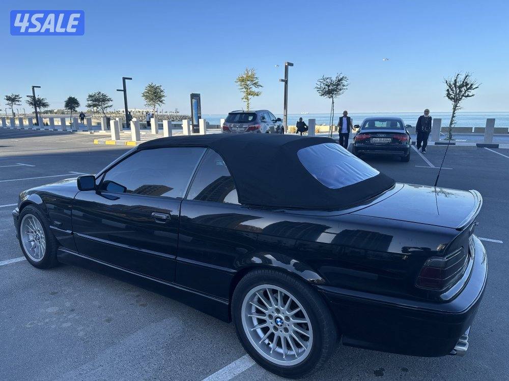 بي ام دبليو 330 جير عادي 6 غيار موديل 1995 الوحيدة بالكويت5