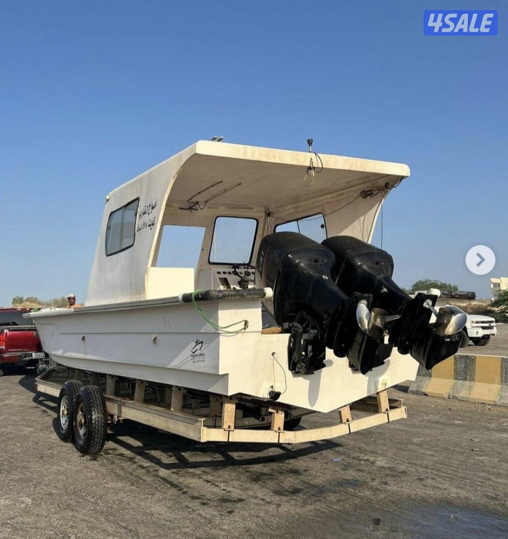 قارب للبيع ٣٨ قدم موديل ٢٠١٤ مكينتين ميركوري 225 EFI 20152