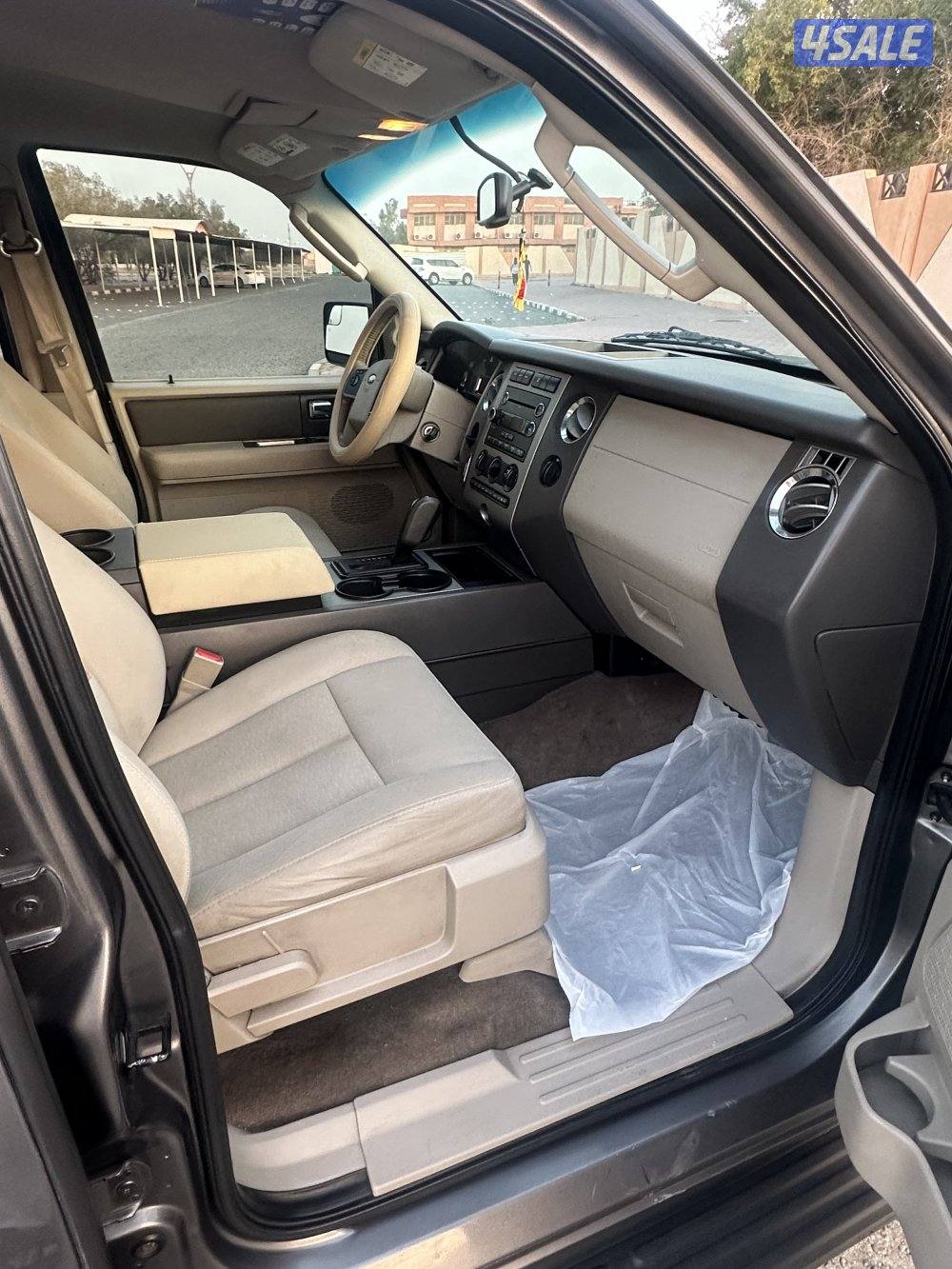 للبيع اكسبديشن موديل 20121