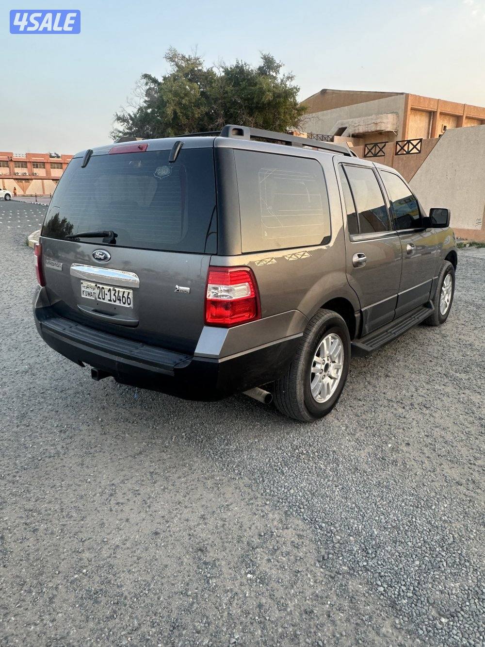 للبيع اكسبديشن موديل 20122