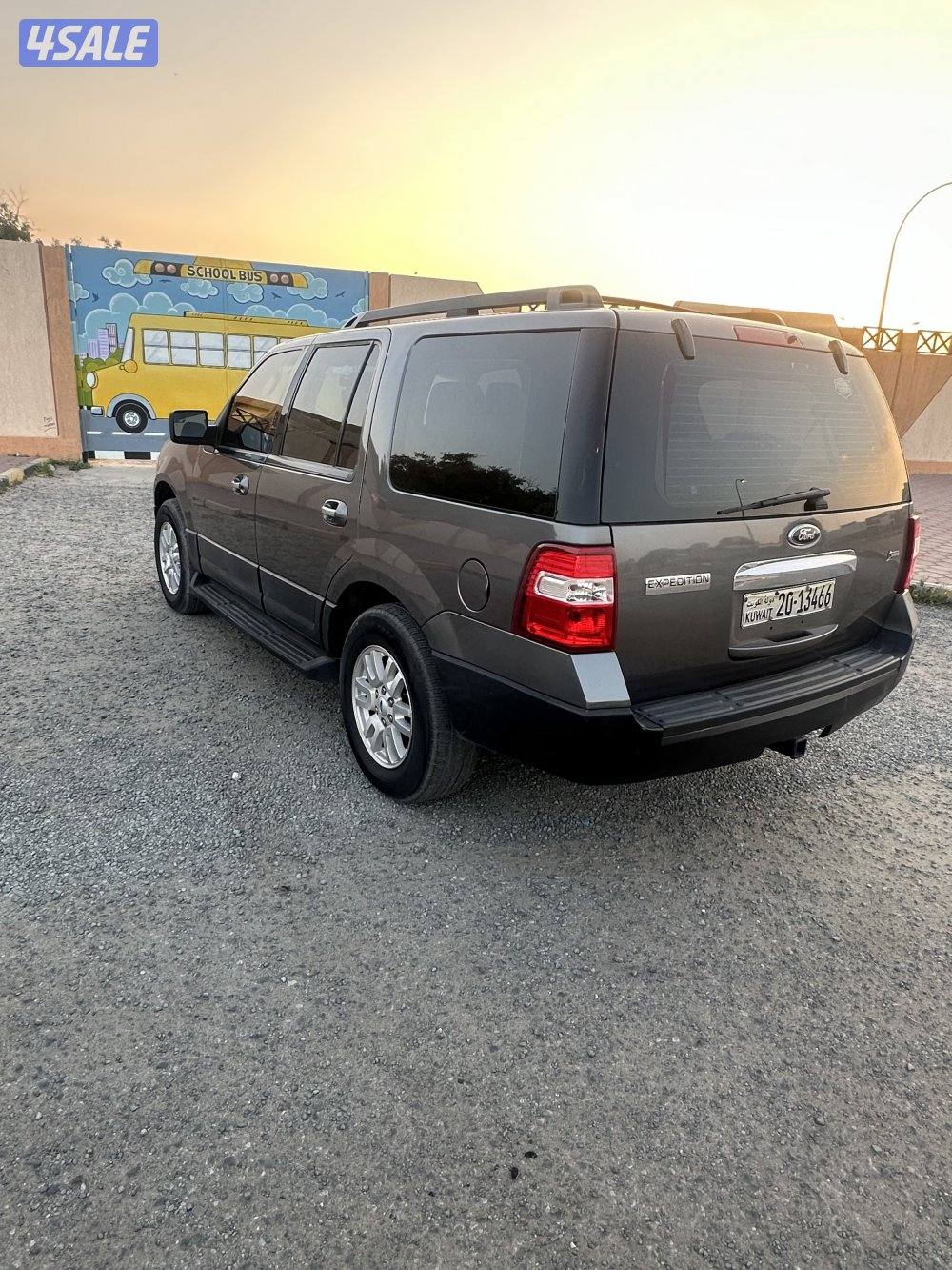 للبيع اكسبديشن موديل 20124