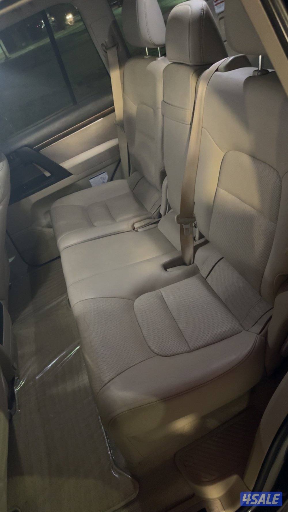 لاندكروزر قراند تورنق3