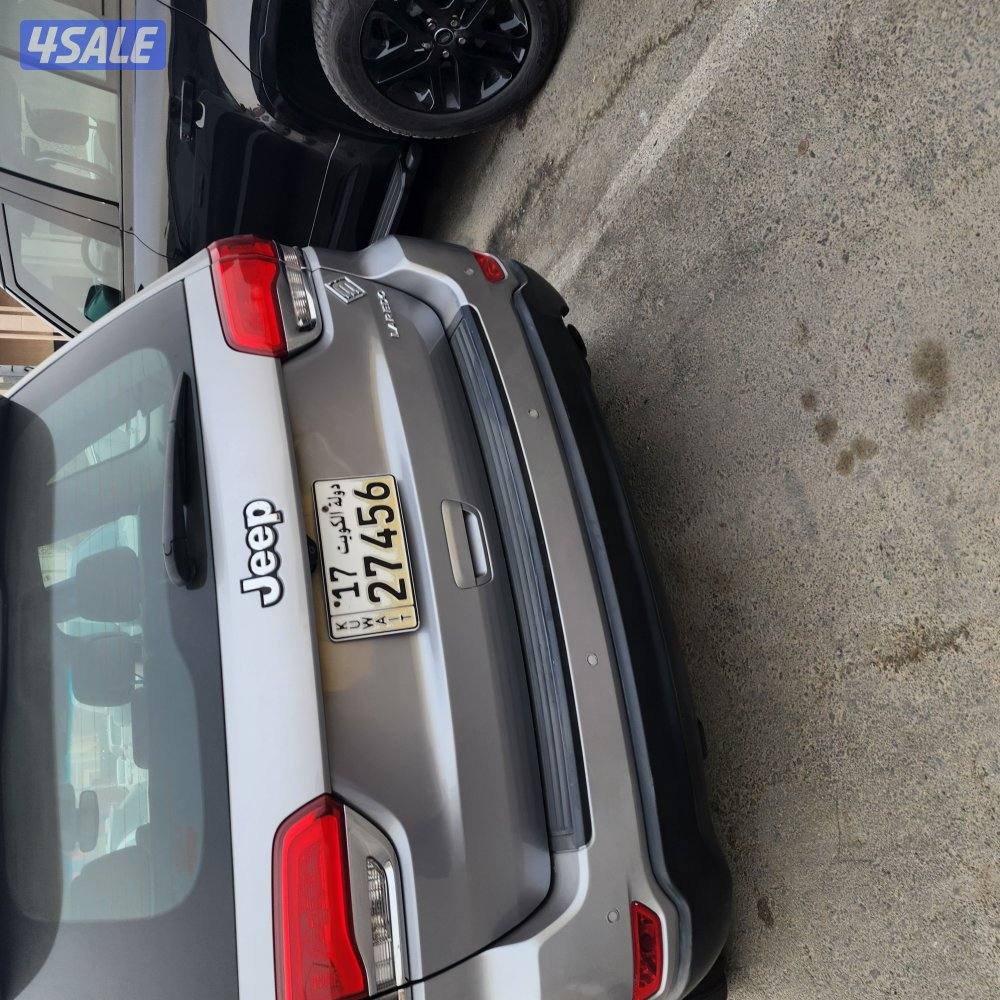 لبيع جيب جراند شروكي مديل ٢٠١٩ عداد ١٨٠لف4