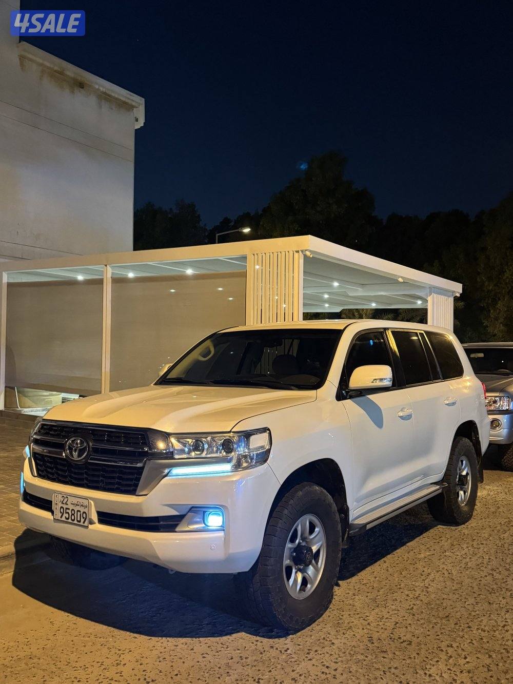 لاند كروزر gxr قير عادي موديل ٢٠١٩1