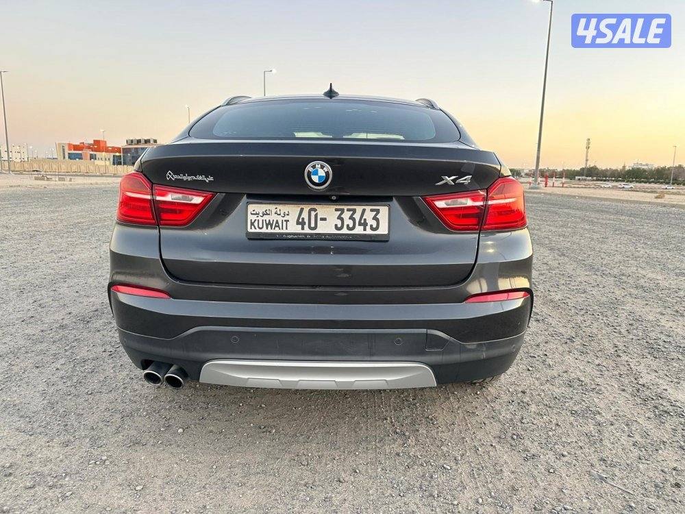 بي ام X4 موديل ٢٠١٦ سبورت لاين بحالة ممتازة4
